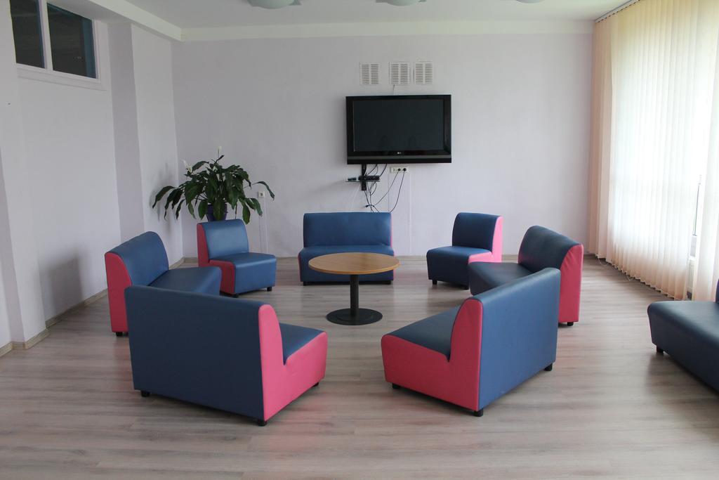 Hostel Turiba Riga Bagian luar foto